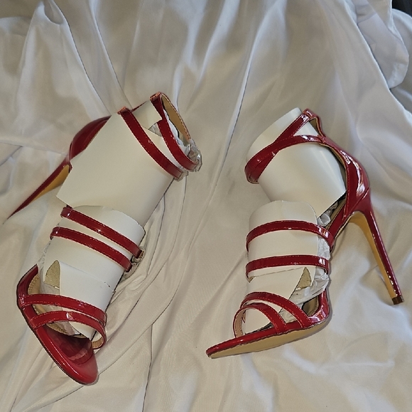 Elegant Red Strappy Heels - Picture 6 of 6